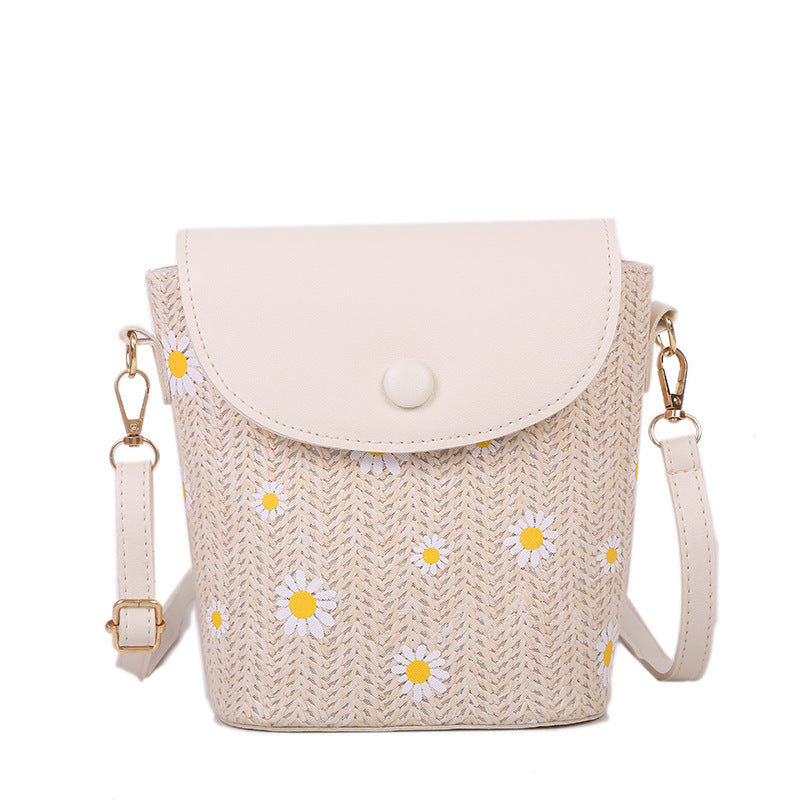 Womens Stylish Raffia Straw Shoulder Bag With Details