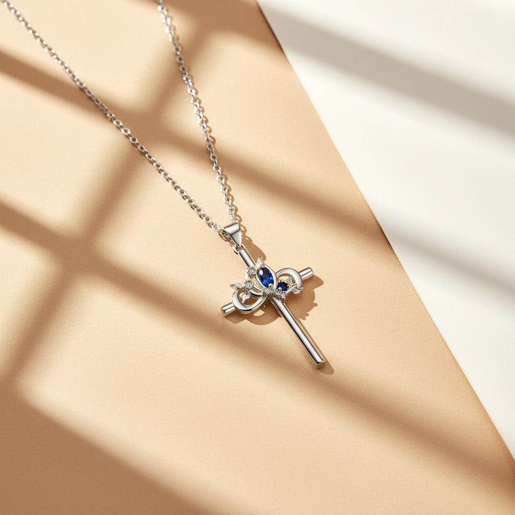 Fashionable Commuter-Style Cross Necklace