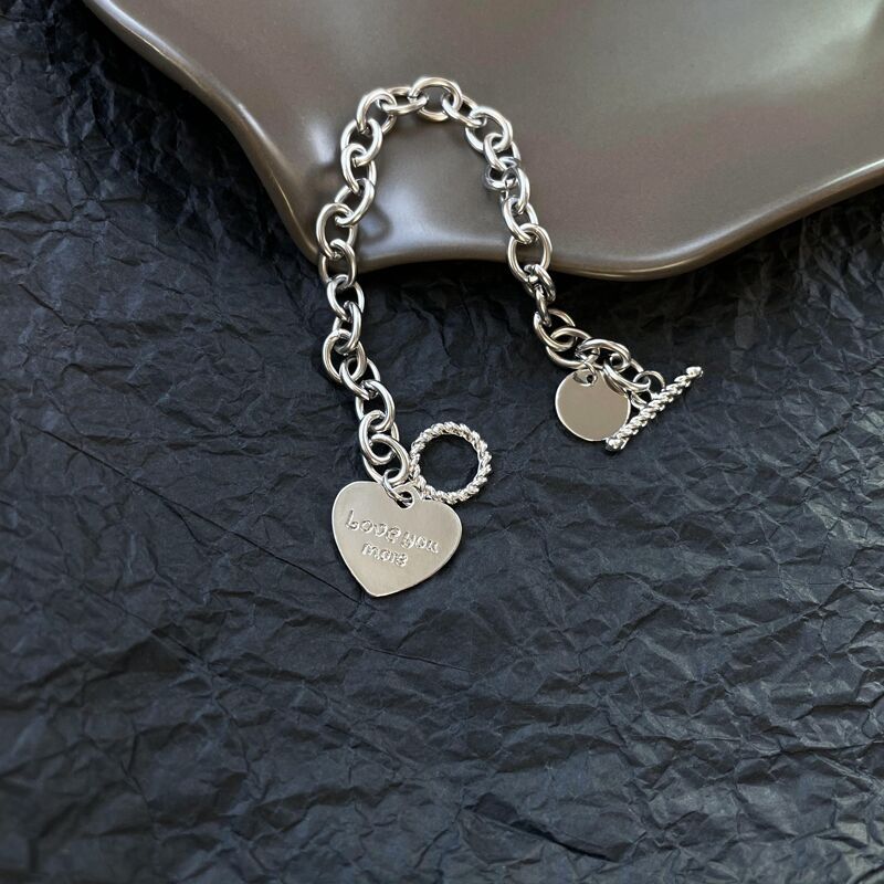 Simple Heart-Shaped Letter Bracelet With A Retro